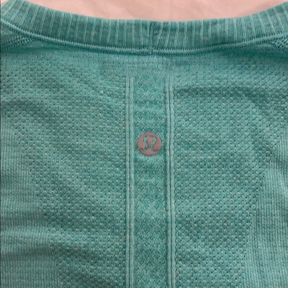 Teal swiftly tech lululemon top - Picture 2 of 2